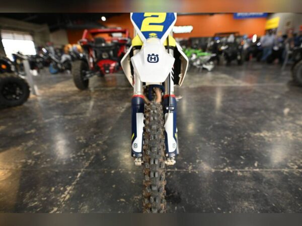 Used 2022 Husqvarna Dirt Bike Motorcycle FC 350 For Sale - Image 3